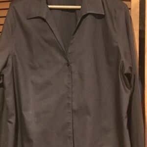 Jones New York Signature Women’s Blouse. Non-Iron, 100% Cotton.